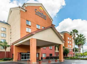 Comfort Inn & Suites Near Universal Orlando Resort - Convention Ctr