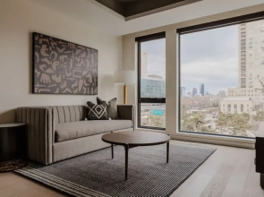 Sosuite One Bed Apt Plus w Rooftop, Gym, Laundry