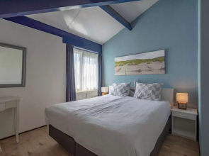 Beach Lodge in Callantsoog Near Dunes