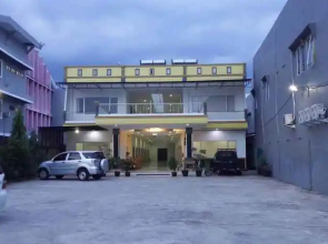 Penginapan Symfoni House