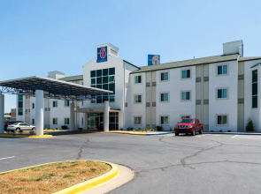 Motel 6 Junction City, KS