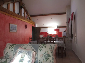 Simple, Cozy App.4 People in La Grave, Ideal for Nature Lovers and Hikers!