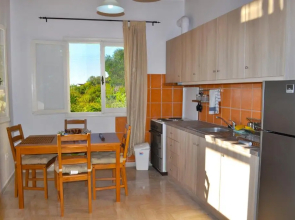 Holiday House Angelos A on Agios Gordios Beach