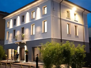 Hotel De Amicis