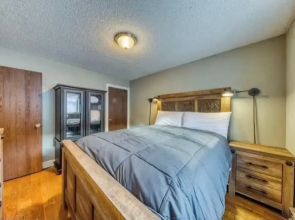 Spacious 2BR, 2BA for 6- Kristi