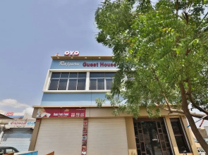 Rajguru Guest House by OYO Rooms