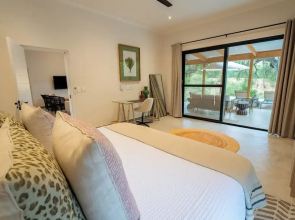 Nomads Den - Safari Villas in Hoedspruit