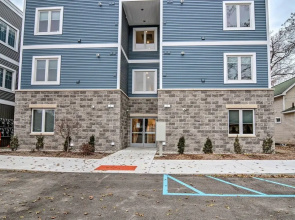 Centrally Located Traverse City Condo 1 Mi to Bay