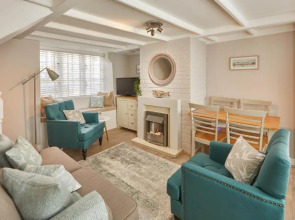 Host & Stay - Jet Cottage