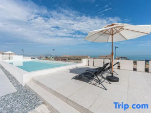 Pingtan 8 nautical miles pool sea view homestay