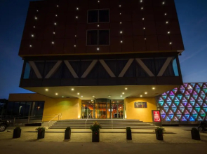 Hotel Safir Casino