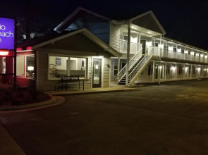 Brio Beach Inn