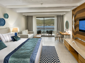 Titanic Luxury Collection Bodrum Resort