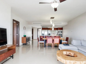 Casa Flamingo 2 Bedroom Condo by Redawning