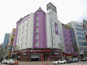 S Hotel
