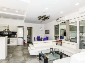 Amare La Vita Villa by Solmar Villas