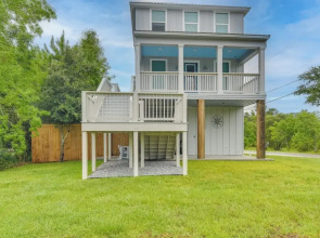 Modern Waveland Home w/ Deck - Walk to the Beach!