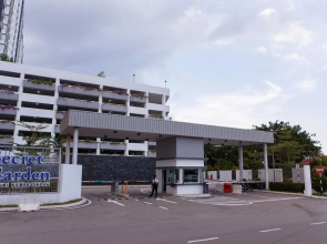 Mdm Woon's at D'Secret Garden