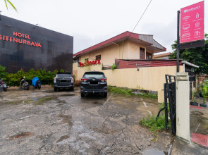 RedDoorz Syariah near Plaza Andalas Padang 2