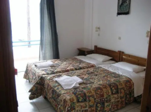 Haris Studios & Apartments