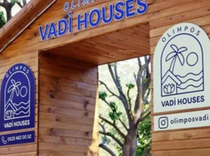 Olimpos Vadi Houses