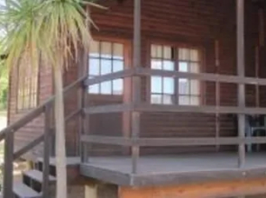 Hlumu Lodge