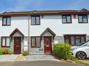 Modern Holiday Home in Padstow With Private Garden