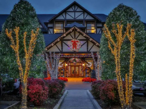 The Inn at Christmas Place