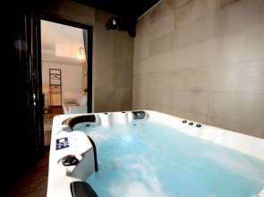 Mmmio II Design Residence Myeongdong