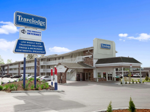 Travelodge by Wyndham Port of Tacoma WA
