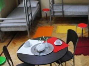 Домино Хостел