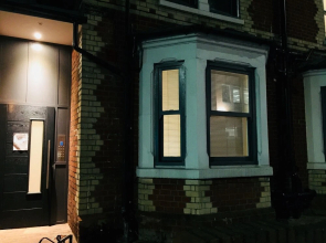 Crown Street House Serviced Apartments by Saffatel