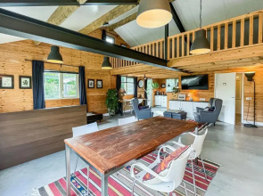 Nice Home in Loosdrecht With Wifi