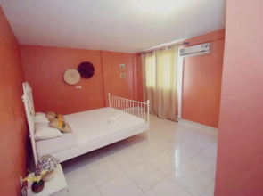 Stone House - Makepe, Douala