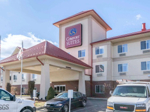 Comfort Suites