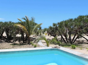 Sunset Villa - Luxury Beachfront Villa with Private Pool by Karula Sand Villas