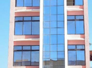 La Beila Hotel Meru