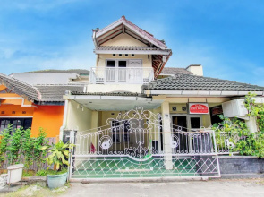 OYO 93859 Saffa 27 Guest House Syariah
