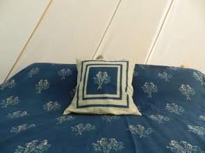 Cosy 5m Bell Tent Glamping in Rural Herefordshire