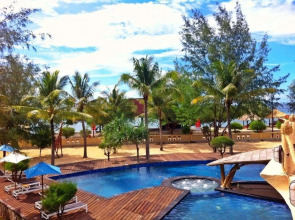 Jambuluwuk Oceano Resort Gili Trawangan