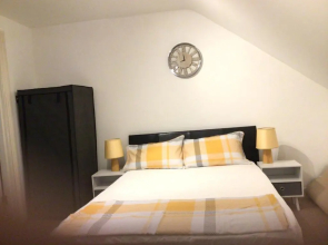 Grace Apartments - Living Spring 1