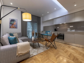 Phaedrus Living: City Center Lux Flat Kolonaki