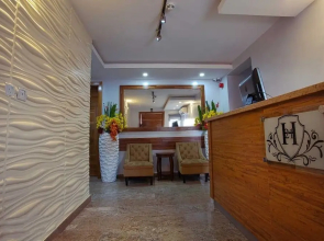 H21 Apartments & Lounge