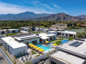 The Polo Villas by AvantStay – Modern Oasis Near Empire Polo Club