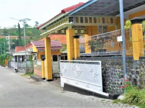 Homestay Puspita Pacet