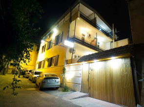 Отель Log Inn Boutique