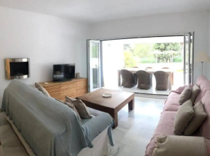 Frontline Aloha Golf Townhouse for a family minutes from Puerto Banus Marbella and Best Beaches