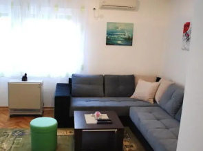Apartment S8