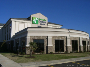 Holiday Inn Express & Suites Covington by IHG