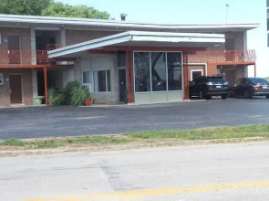 River's Edge Motel